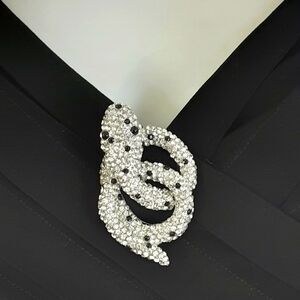 CINER Signed Sparkling Crystal Dimensional Coiled Silver Plate Snake Brooch-Vtg